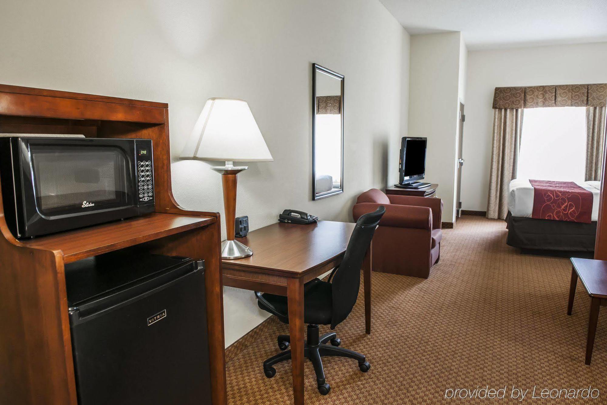 Comfort Suites Near Indianapolis Airport Exterior foto